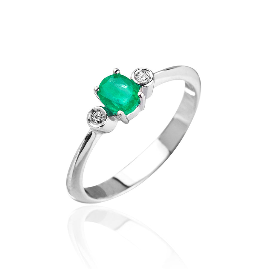 Anillo Oda, plata con esmeralda y diamantes – Mon Petit Diamant